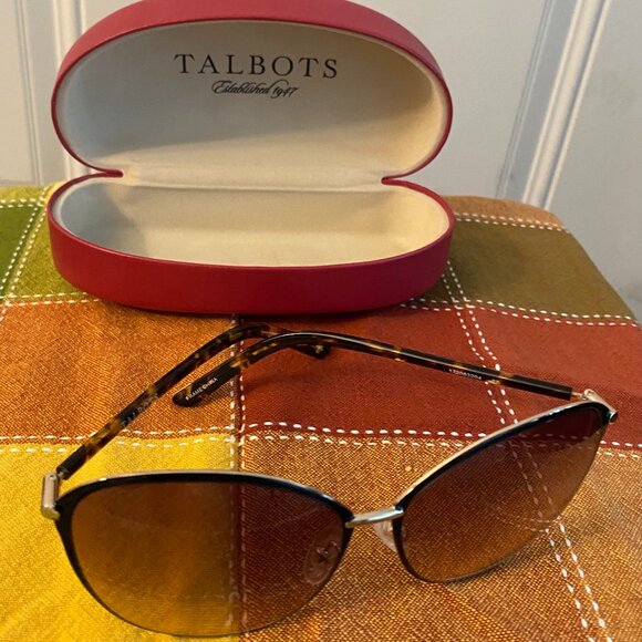 Talbots    Sunglasses - Picture 2 of 2